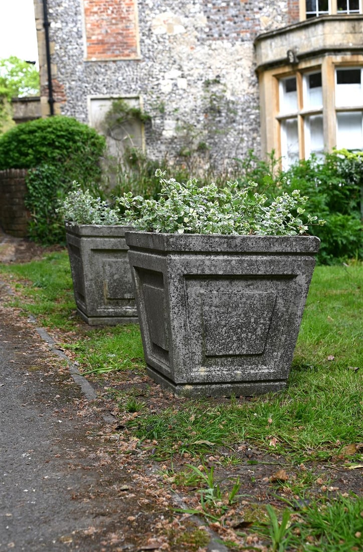 A PAIR OF COMPOSITION STONE PLANTERS, LATE 20TH CENTURY (1 of 1)