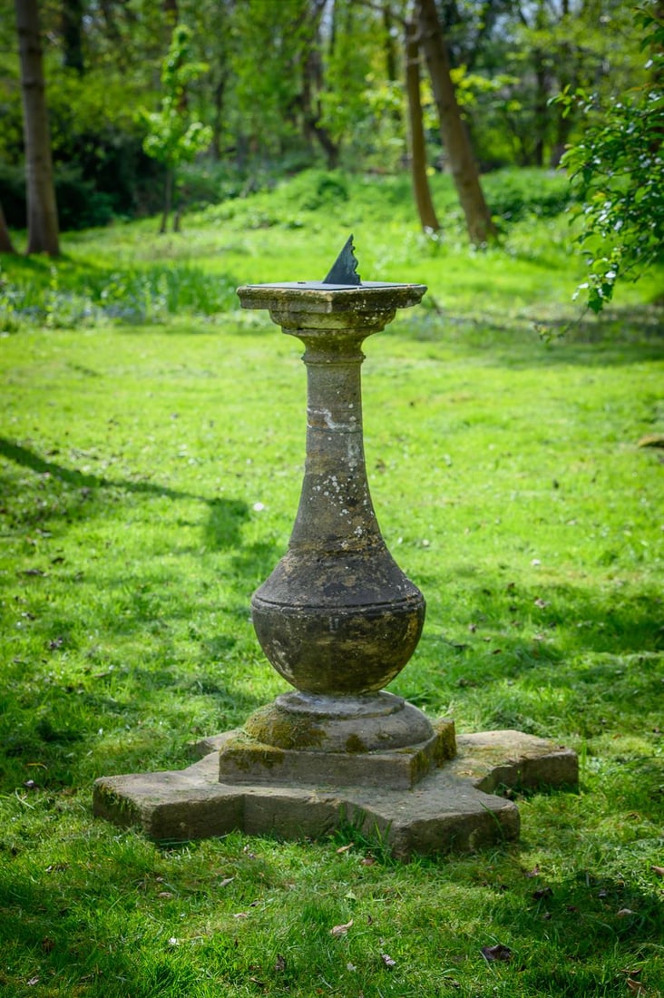 A HAMSTONE SUNDIAL PEDESTAL, LATE 18TH OR EARLY 19TH CENTURY (1 of 3)
