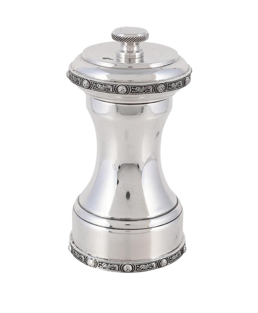 A SILVER MOUNTED PEPPER GRINDER: A SILVER MOUNTED PEPPER GRINDER J. B. CHATTERLEY & SONS LTD., BIRMINGHAM 1966 With chased Celtic bands 9.5cm high