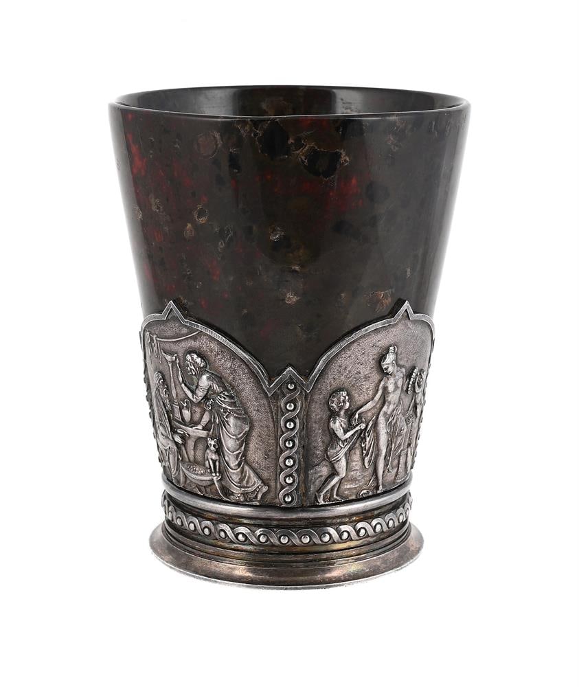 A SILVER MOUNTED AND GREEN HARDSTONE BEAKER (1 of 1)