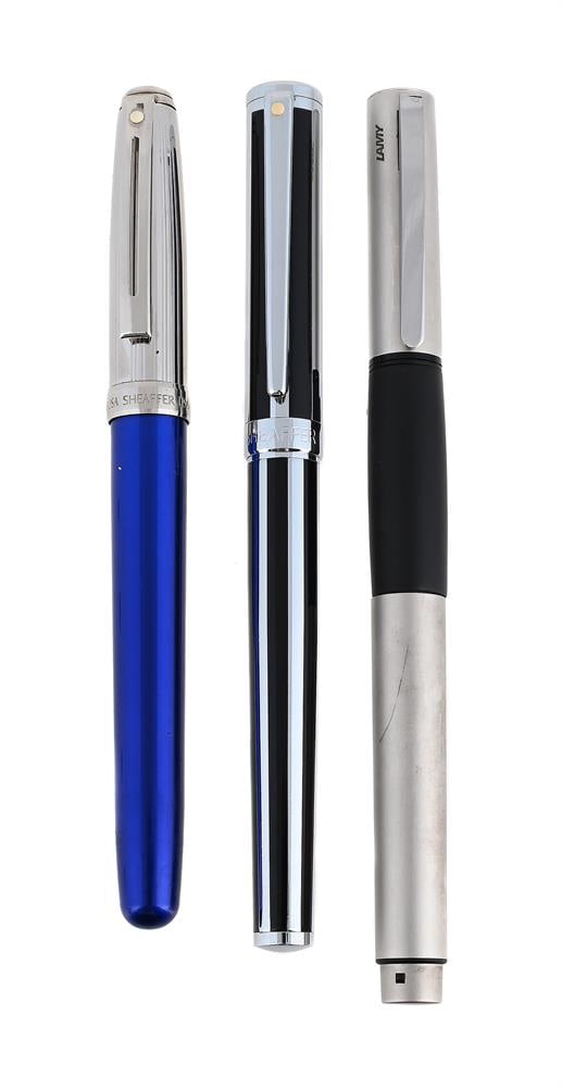 SHEAFFER, INTENSITY, A BLACK AND WHITE METAL ROLLERBALL (1 of 3)
