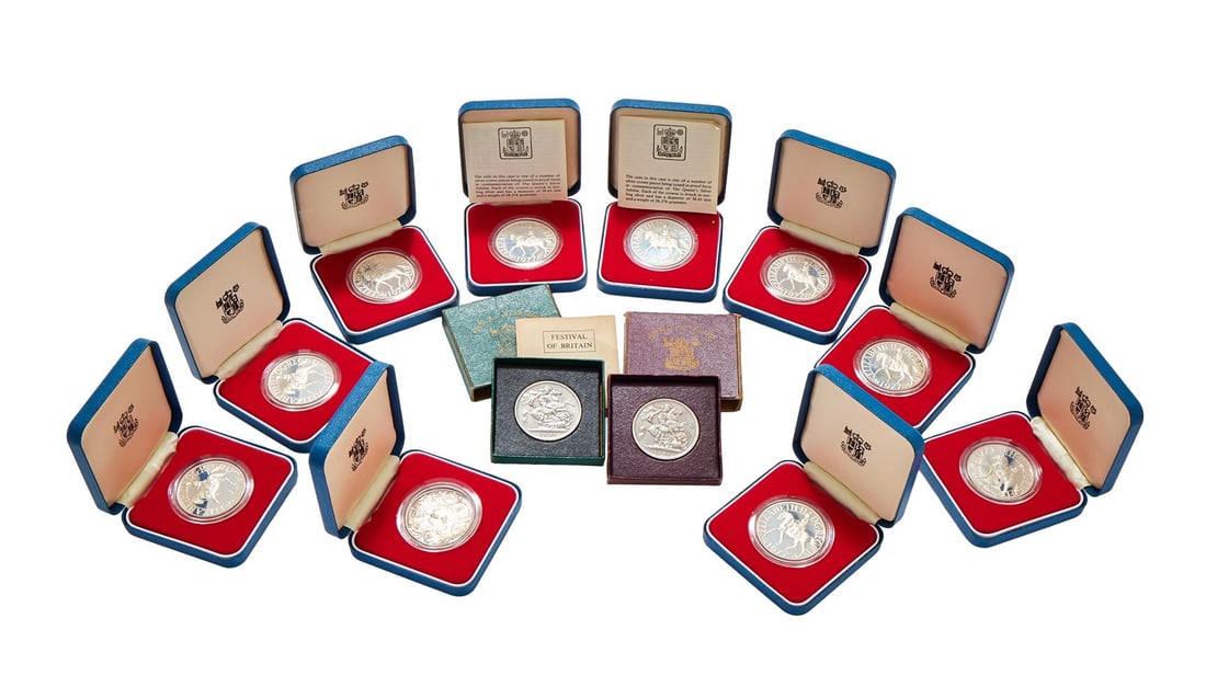 ELIZABETH II, SILVER JUBILEE 1977 SILVER PROOF CROWNS (10): ELIZABETH II, SILVER JUBILEE 1977 SILVER PROOF CROWNS (10) Case as issued; George VI, Festival of Britain 1951, cased Crowns (2). Jubilee as issued, 1951 Crowns about extremely fine (14)