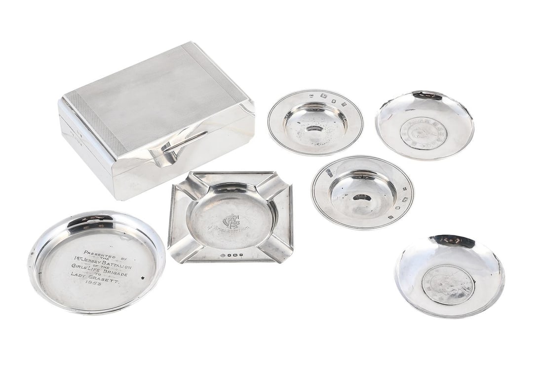 A SILVER CIGARETTE BOX AND SIX ASH TRAYS (1 of 1)
