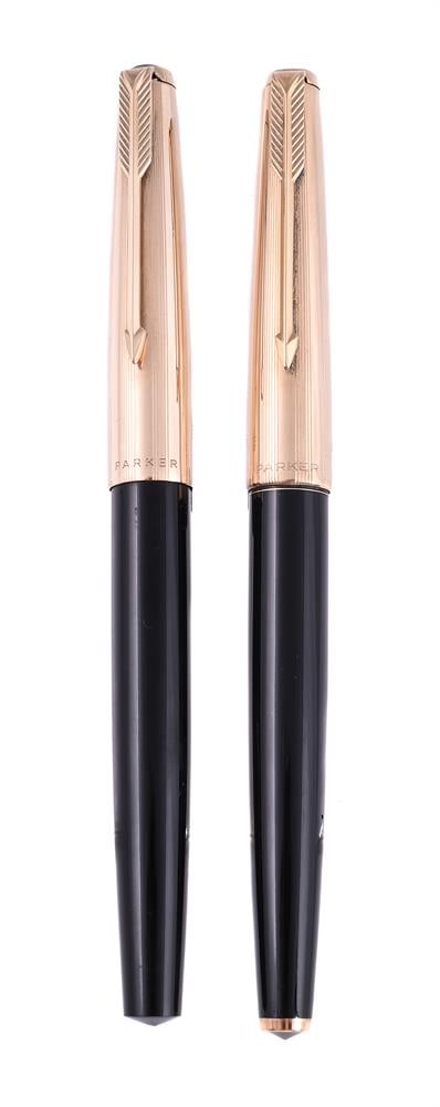 PARKER, SONNET, A SILVER COLOURED ROLLERBALL - 3