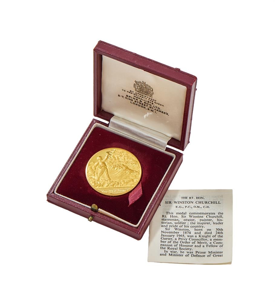 SIR WINSTON CHURCHILL, DEATH 1965, PROOF GOLD MEDAL - 2
