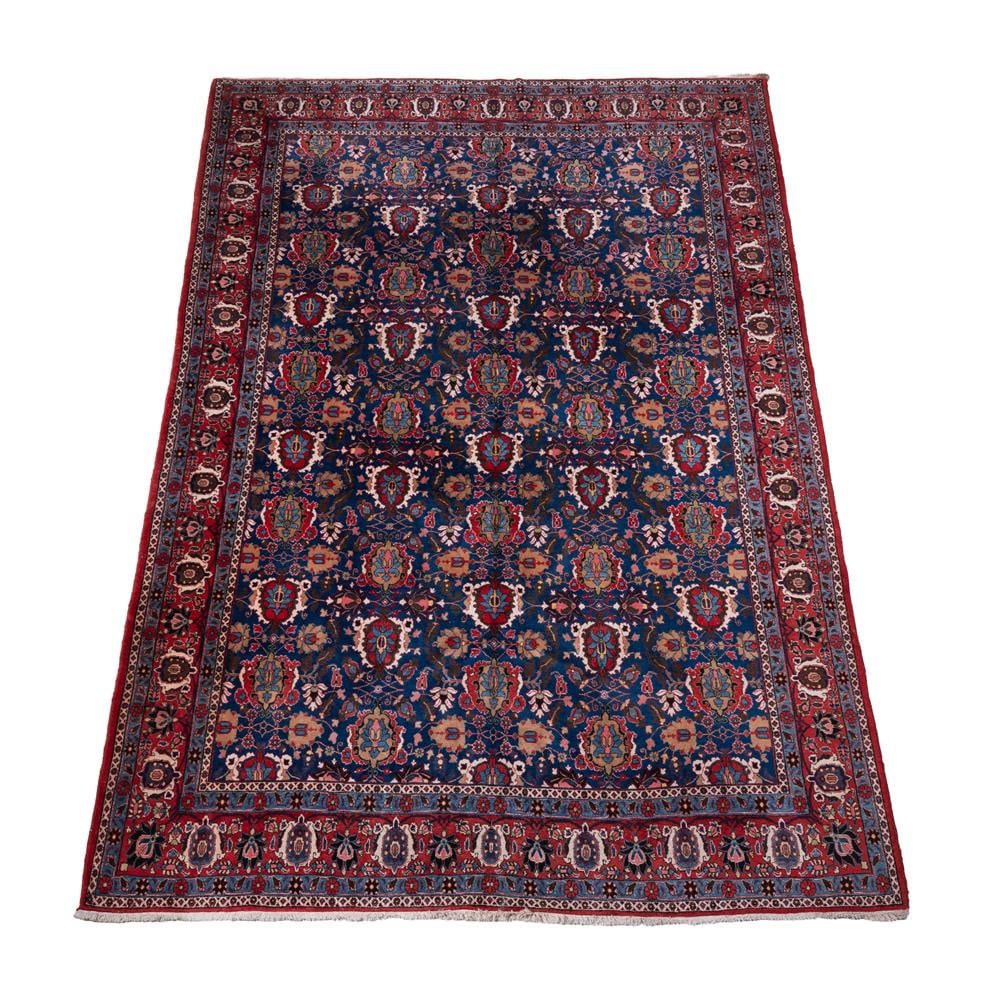 A SENNEH RUG: A SENNEH RUG approximately 233 x 155cm