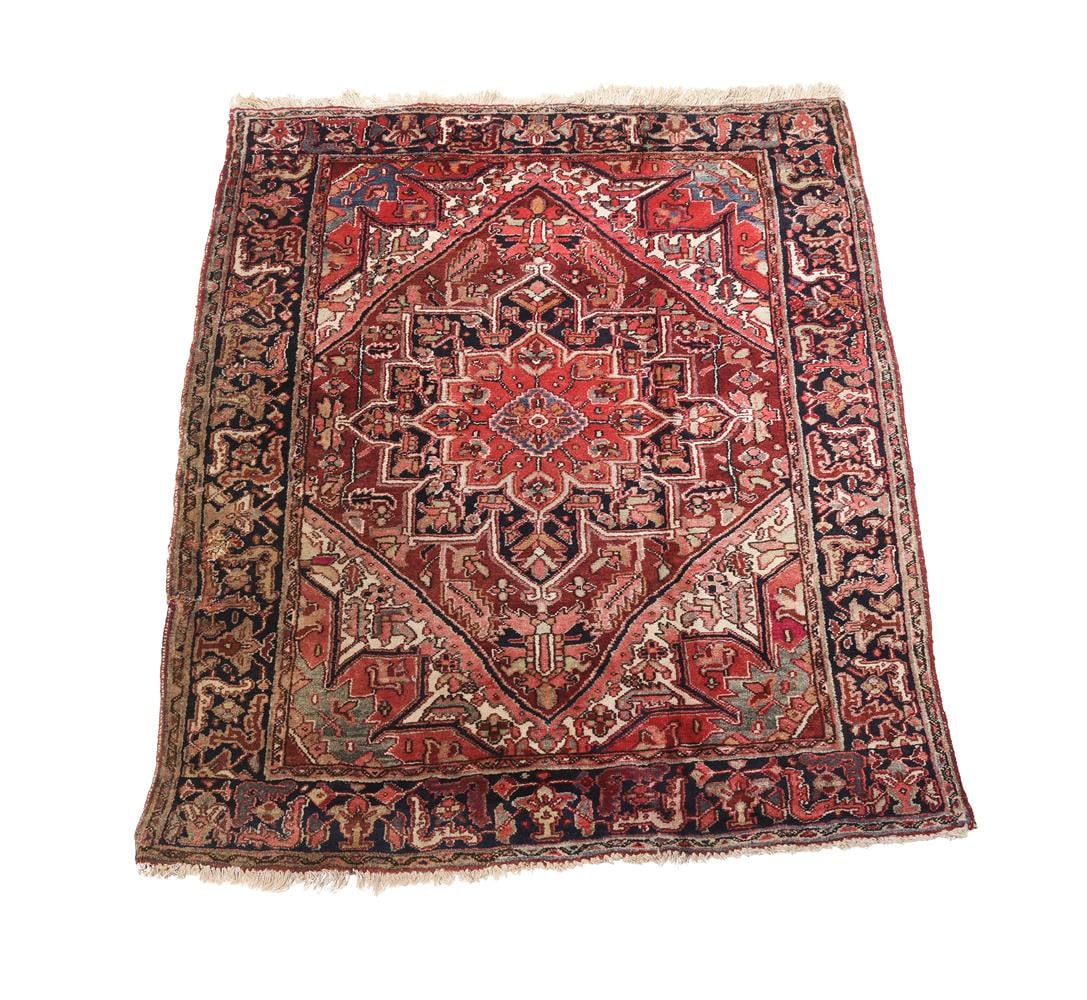 A HERIZ CARPET: A HERIZ CARPET approximately 193 x 145cm 