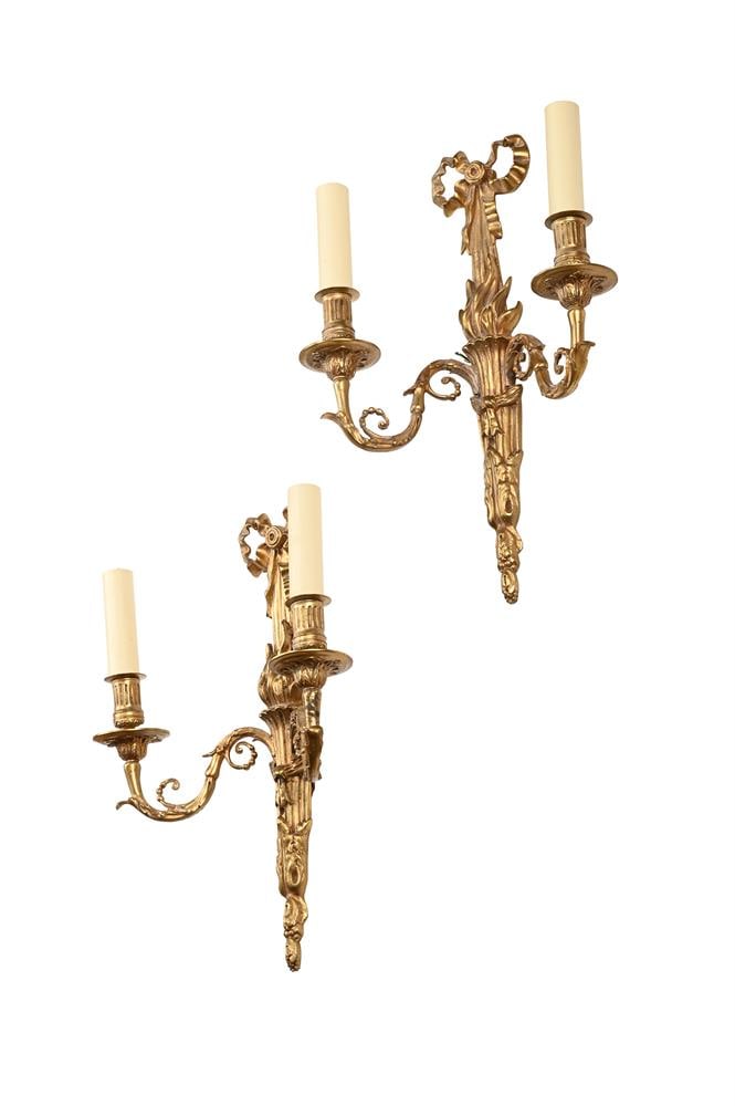 A PAIR OF GILT-BRASS TWIN-LIGHT WALL LIGHTS, IN LOUIS XVI STYLE, FIRST HALF 20TH CENTURY - 2