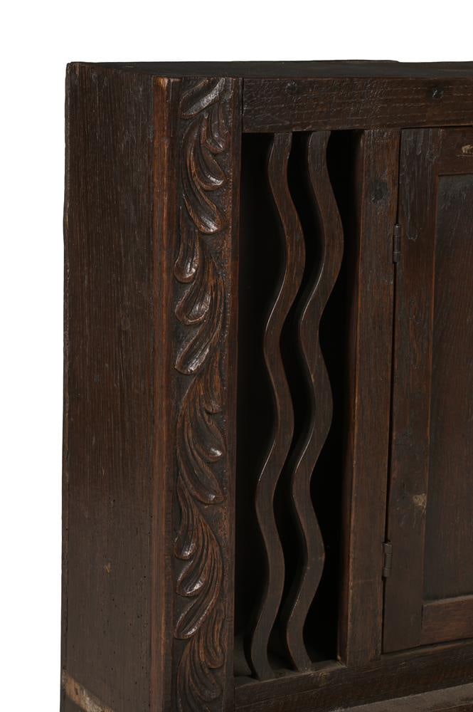 AN OAK MURAL DOLE CUPBOARD, POSSIBLY WELSH, LATE 18TH CENTURY AND LATER - 3