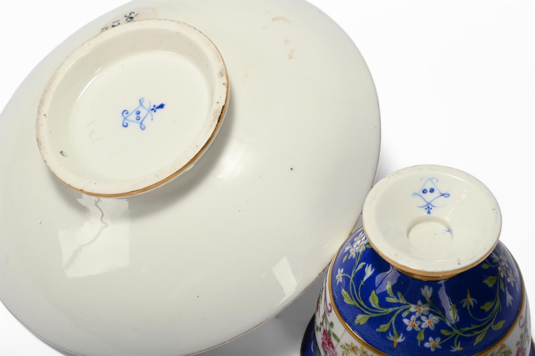 A SEVRES PORCELAIN CUP AND SAUCER, CIRCA 1792 - 3
