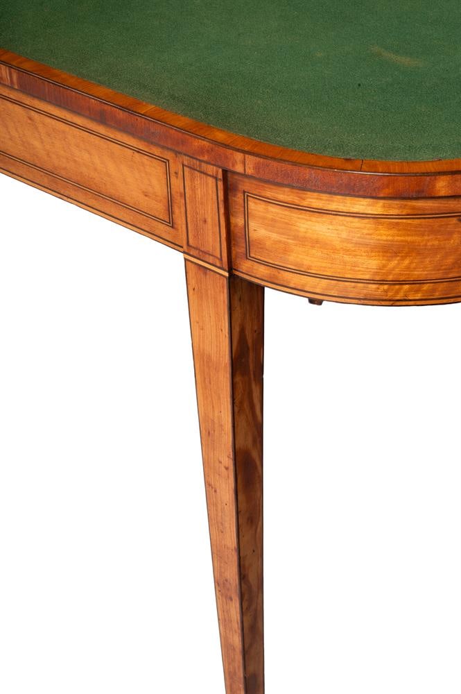 Y A GEORGE III SATINWOOD AND CROSSBANDED CARD TABLE, CIRCA 1800 - 3