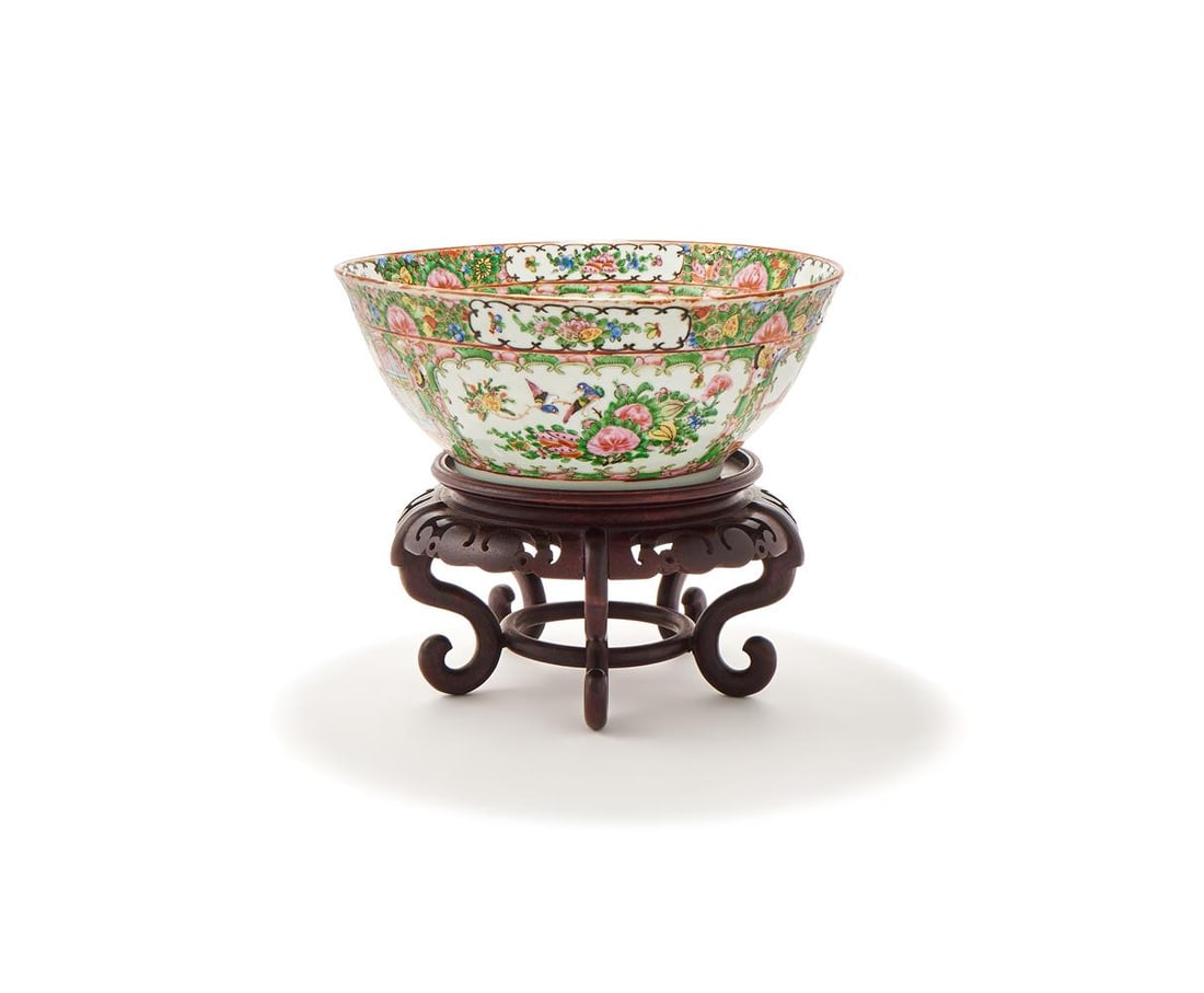 A CANTONESE BOWL, LATE 19TH CENTURY AND LATER - 4