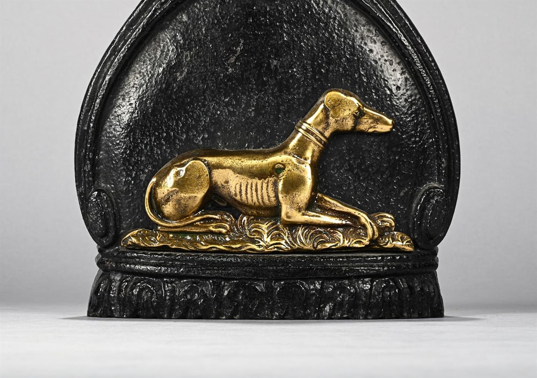 A VICTORIAN BRASS MOUNTED CAST IRON DOOR STOP OR DOOR PORTER, LATE 19TH CENTURY - 2