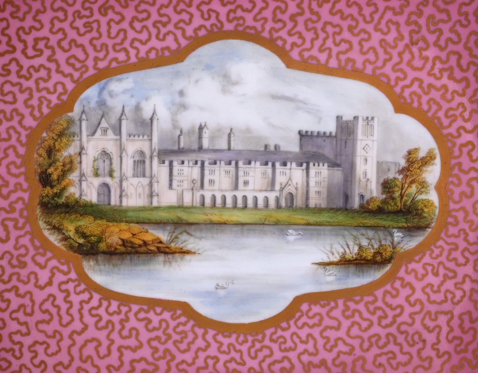 A PAIR OF DERBY PORCELAIN PINK AND GILT VERMICULAR GROUND TRAYS, CIRCA 1860 - 2