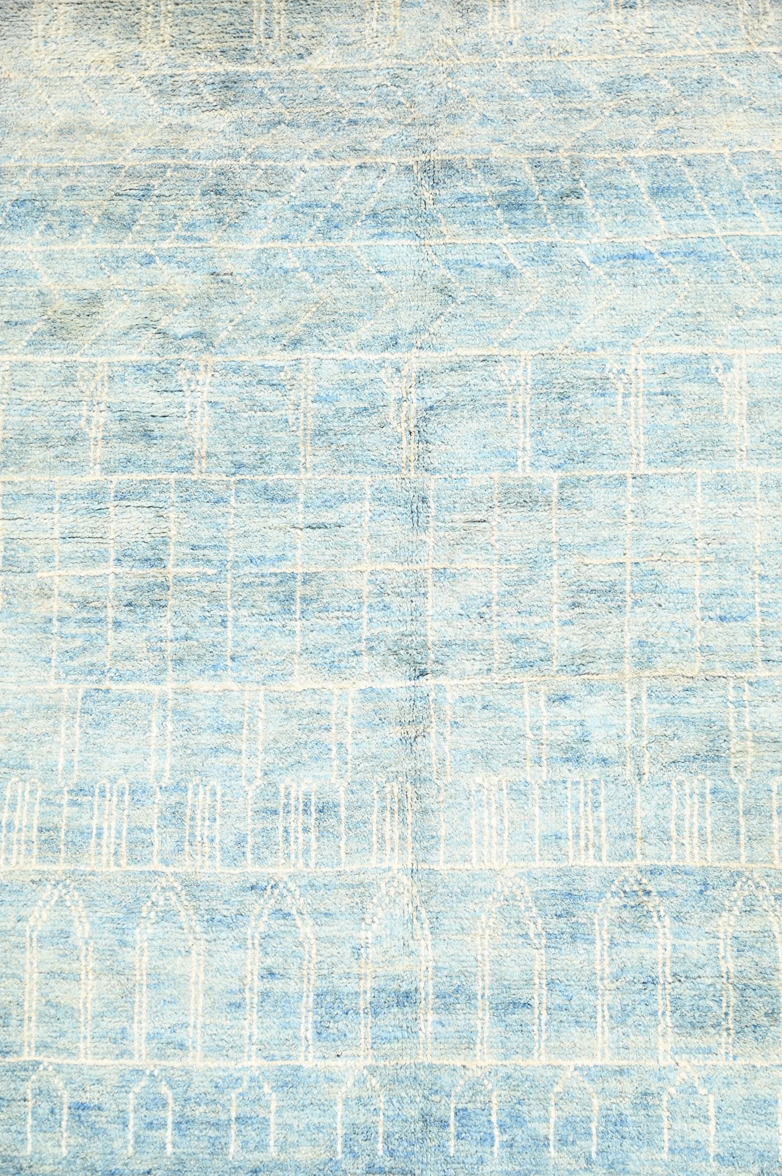 A BLUE GROUND MODERN HAND KNOTTED MOROCCAN CARPET, MODERN - 2