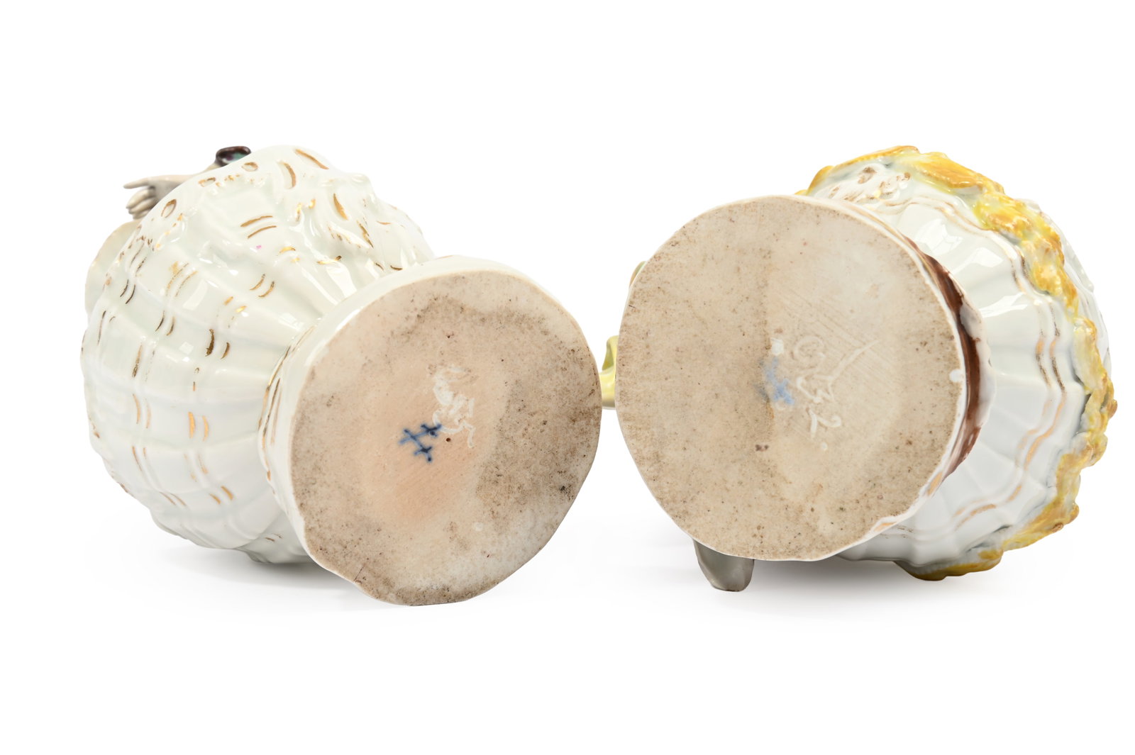 THREE MEISSEN FIGURAL SWEETMEAT DISHES, LATE 19TH AND 20TH CENTURIES, WITH TWO VASES - 4