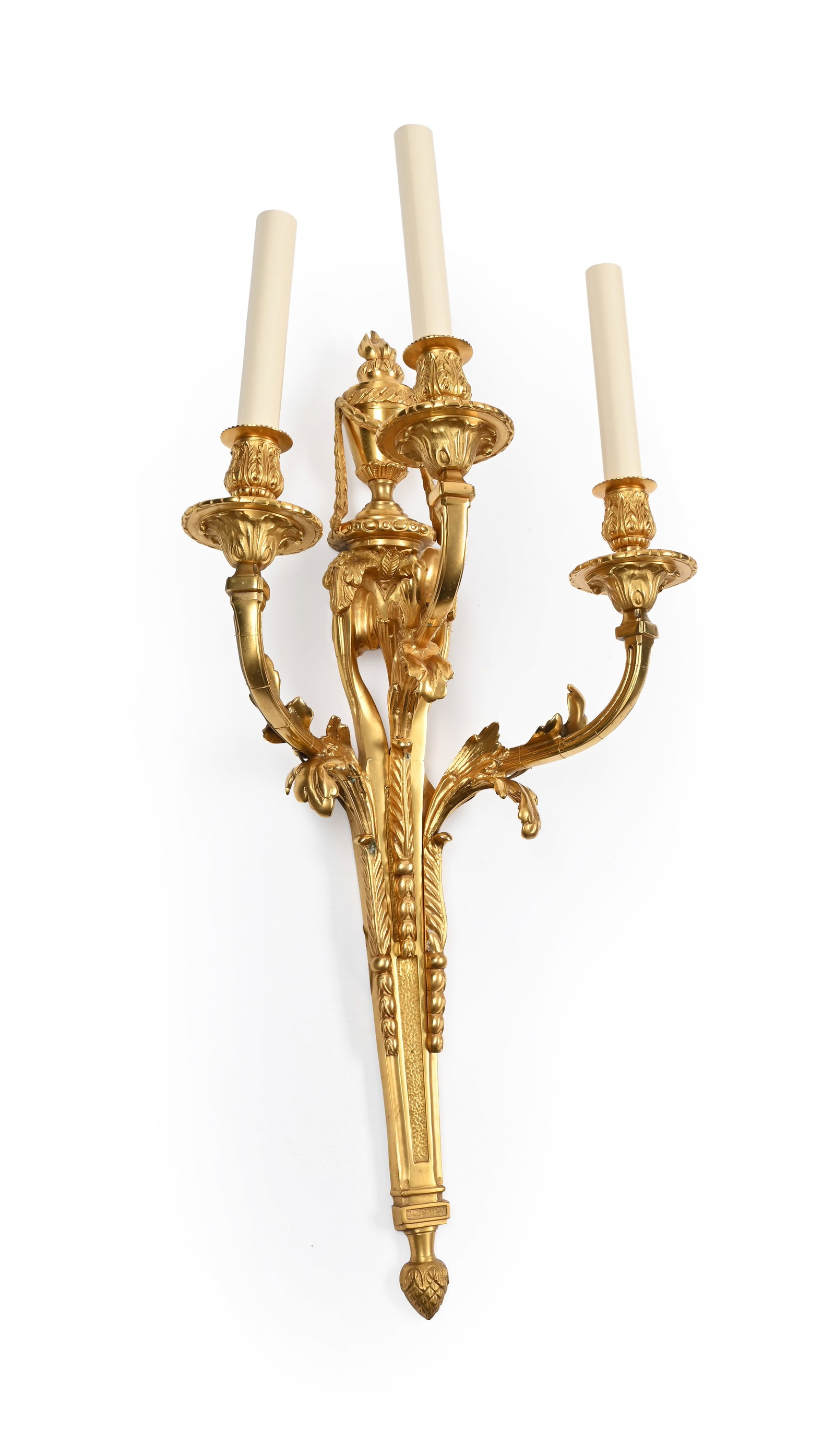 A PAIR OF ORMOLU TRIPLE BRANCH WALL APPLIQUES, IN LOUIS XVI STYLE, 20TH CENTURY - 2