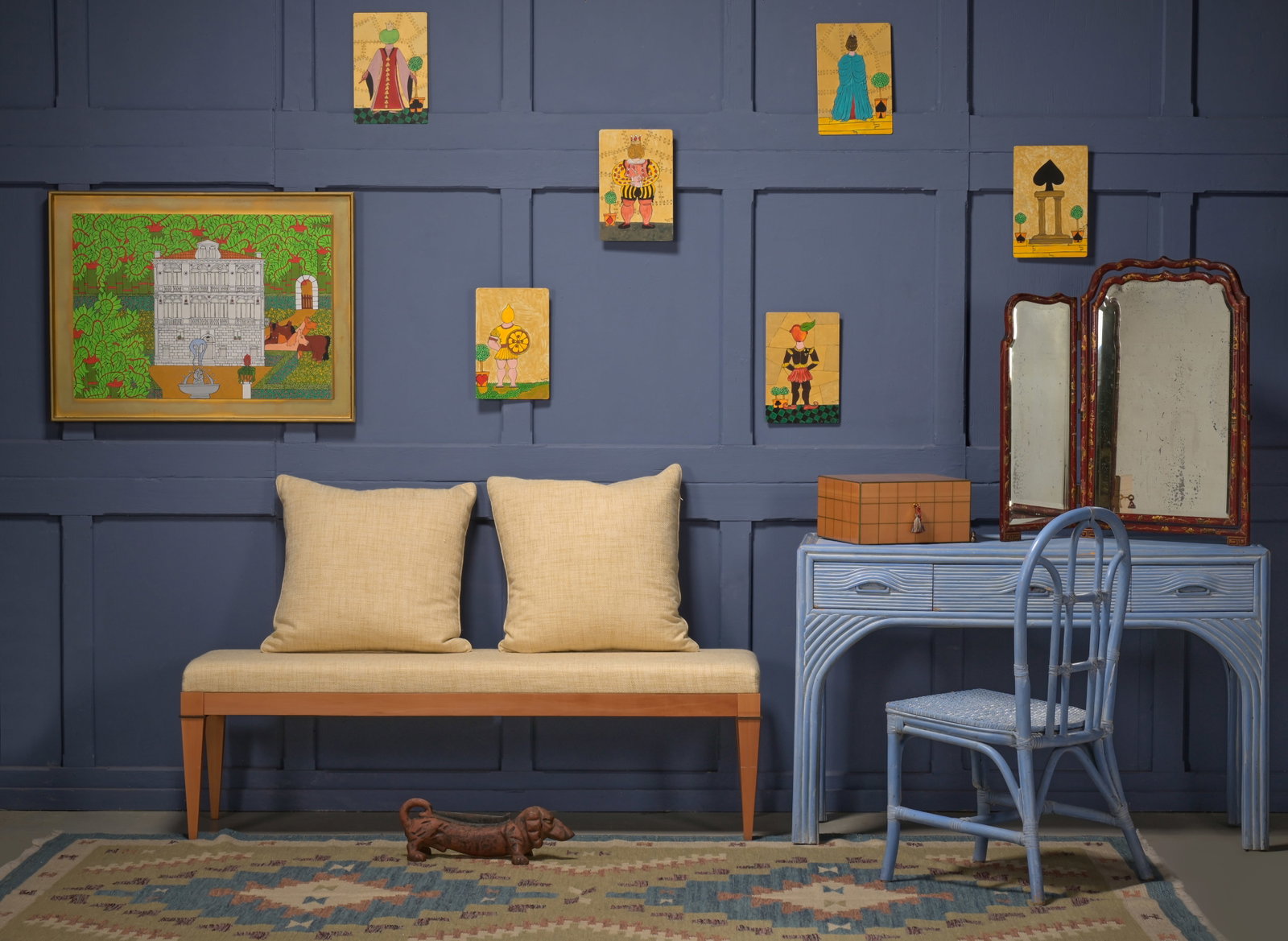 A BLUE PAINTED THREE DRAWER DRESSING TABLE WITH RELIEF WOOD GRAINED SURFACE, 20TH CENTURY - 4