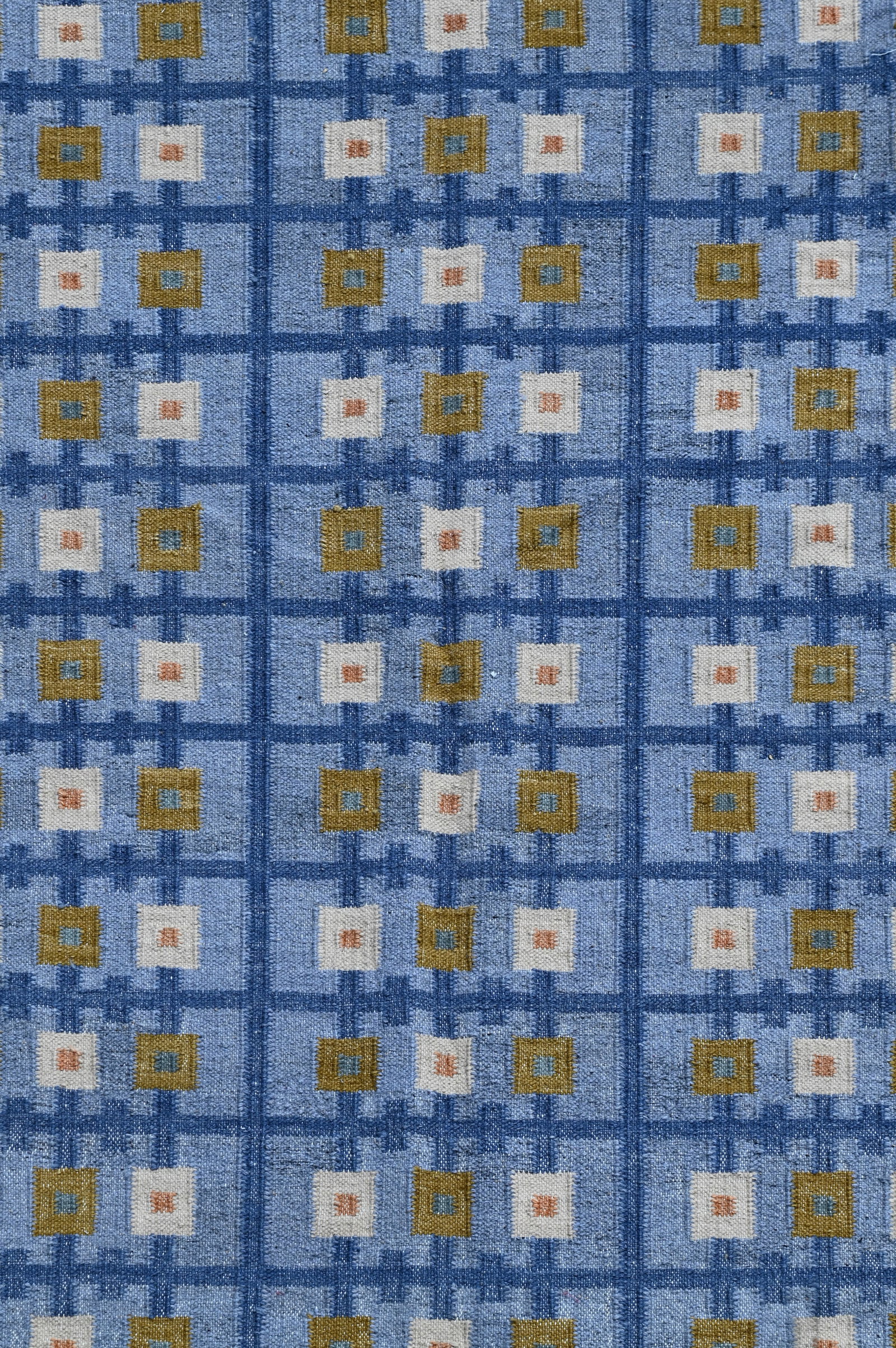 A FLAT WOVEN SWEDISH STYLE KELIM, MODERN - 2