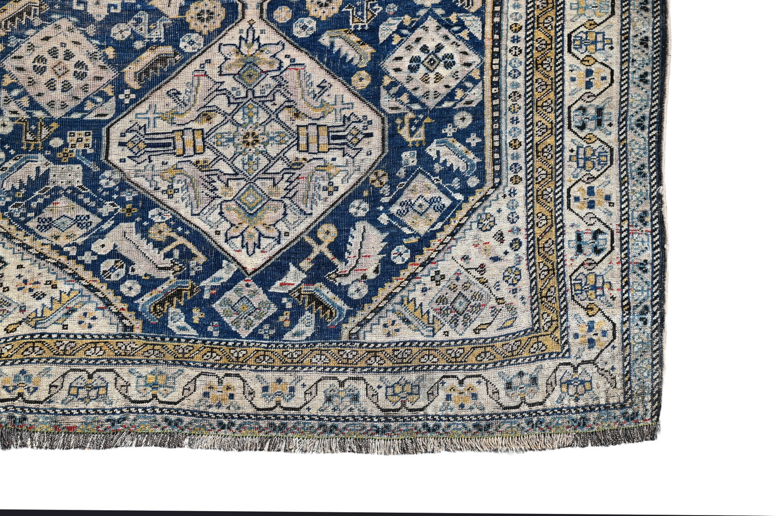 A NORTH WEST PERSIAN RUG - 3