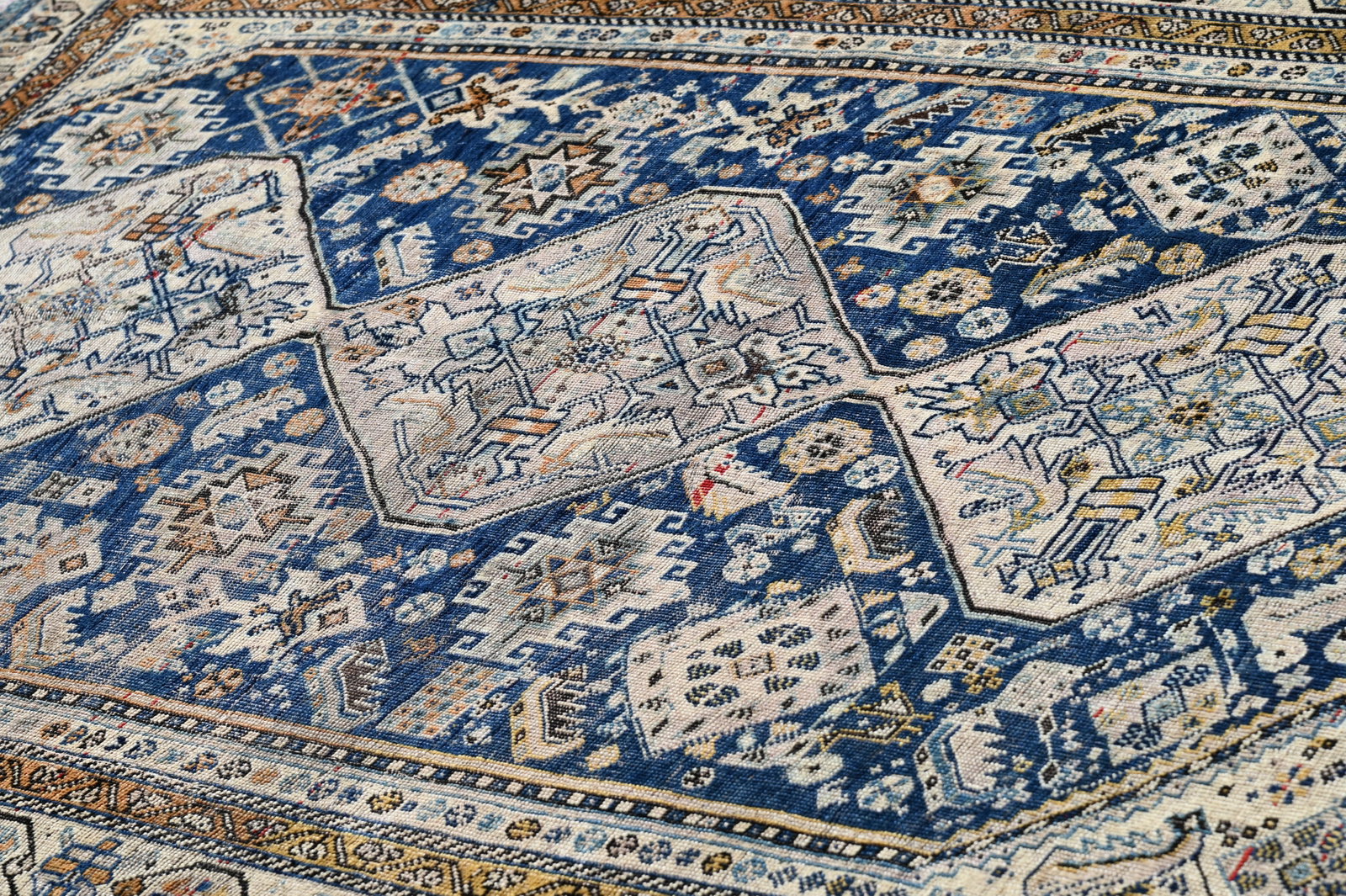 A NORTH WEST PERSIAN RUG - 4