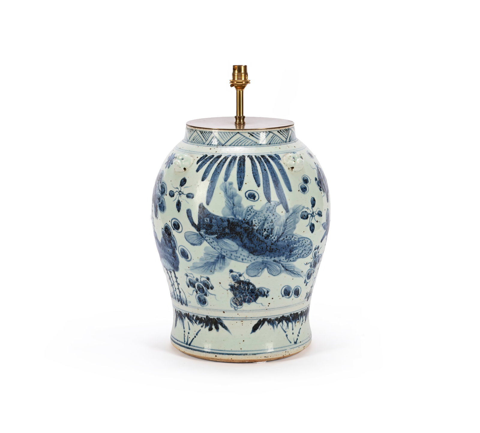 A CHINESE BLUE AND WHITE VASE: A CHINESE BLUE AND WHITE VASE 18TH CENTURY AN