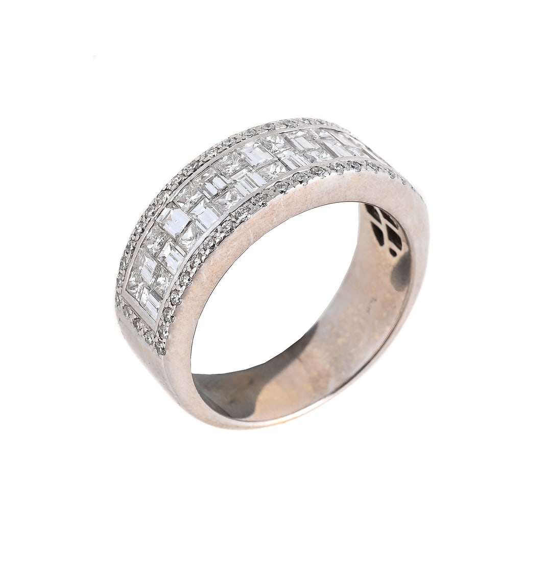 A DIAMOND SET BAND RING (1 of 1)