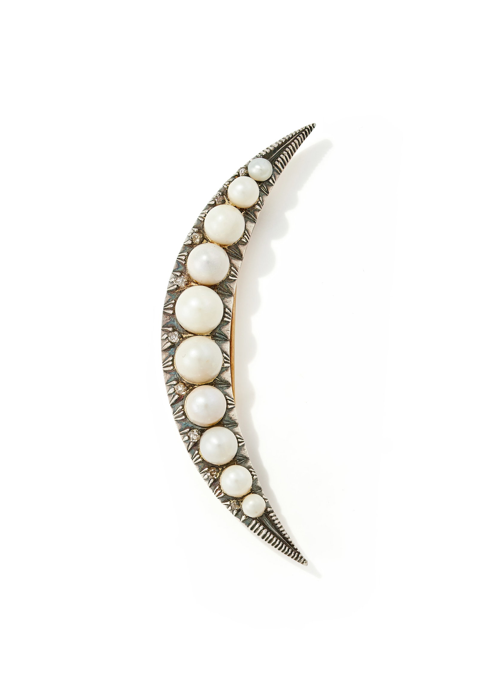 A LATE 19TH CENTURY FRESHWATER PEARL AND DIAMOND BROOCH (1 of 3)