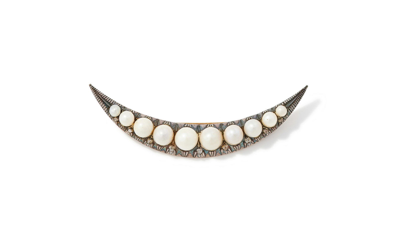 A LATE 19TH CENTURY FRESHWATER PEARL AND DIAMOND BROOCH - 3
