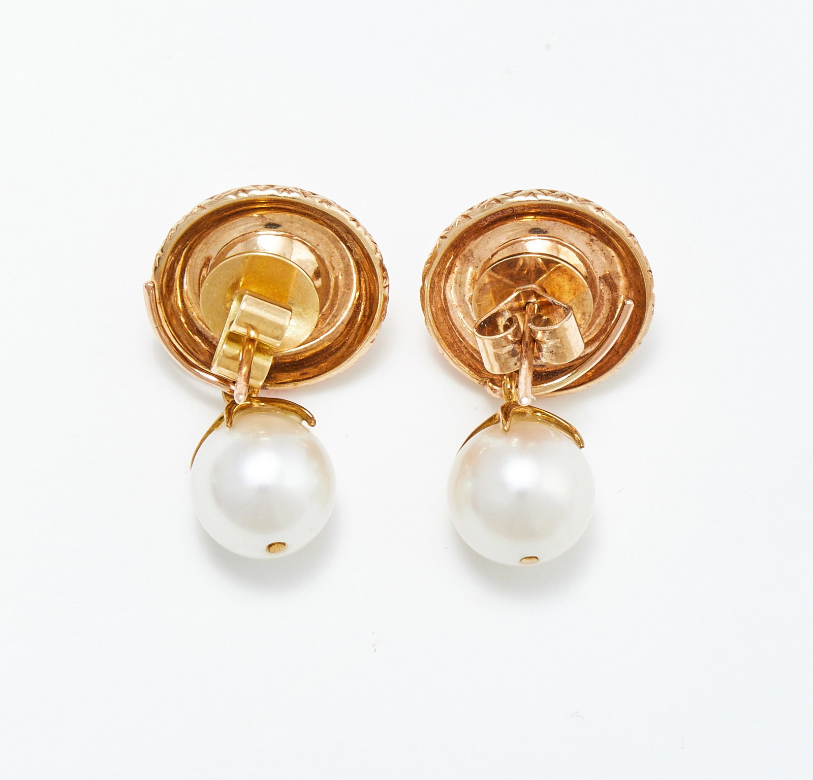 CASSANDRA GOAD, A PAIR OF CULTURED PEARL EARRINGS - 3