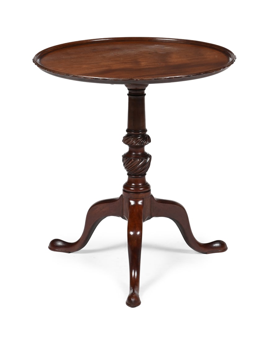 A FINE GEORGE III MAHOGANY AND CHEQUER BANDED TRIPOD TABLE, CIRCA 1760 (1 of 3)