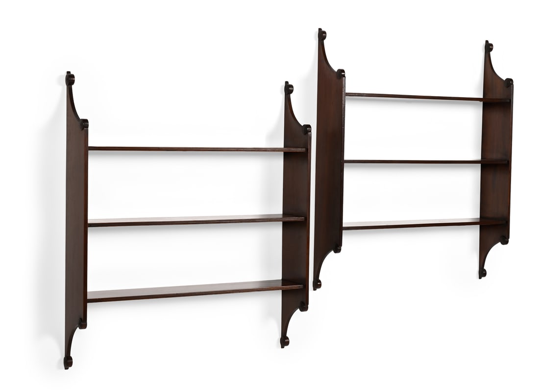 A PAIR OF REGENCY MAHOGANY HANGING SHELVES, CIRCA 1820: A PAIR OF REGENCY MAHOGANY HANGING SHELVES CIRCA 182087.5cm high, 73cm wide, 15.5cm deep