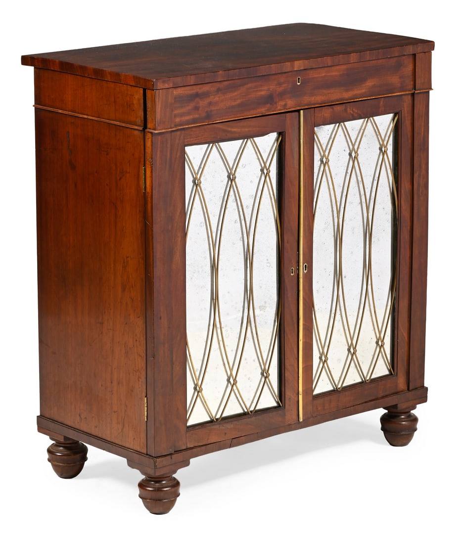 A WILLIAM IV MAHOGANY SIDE CABINET, CIRCA 1835 (1 of 2)