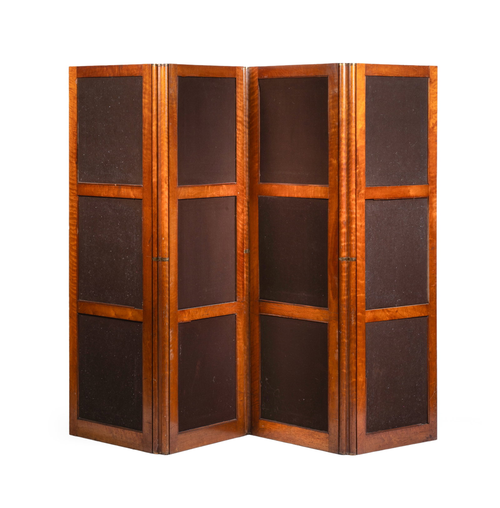 A VICTORIAN MAPLE AND NEEDLEWORK FOUR-FOLD ROOM SCREEN, LATE 19TH CENTURY - 2