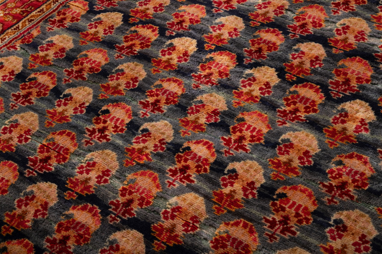A BELGIAN CHENILLE CARPET - 2