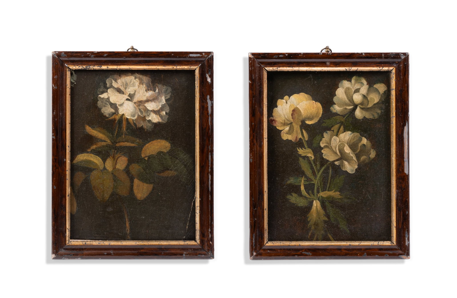 ENGLISH SCHOOL (EARLY 20TH CENTURY), TWO FLORAL STUDIES: ENGLISH SCHOOL (EARLY 20TH CENTURY) TWO FLORAL STUDIES Oil on panel, a pair 19.5 x 15.5cm (7½ x 6in.) (2) Condition Report Disclaimer