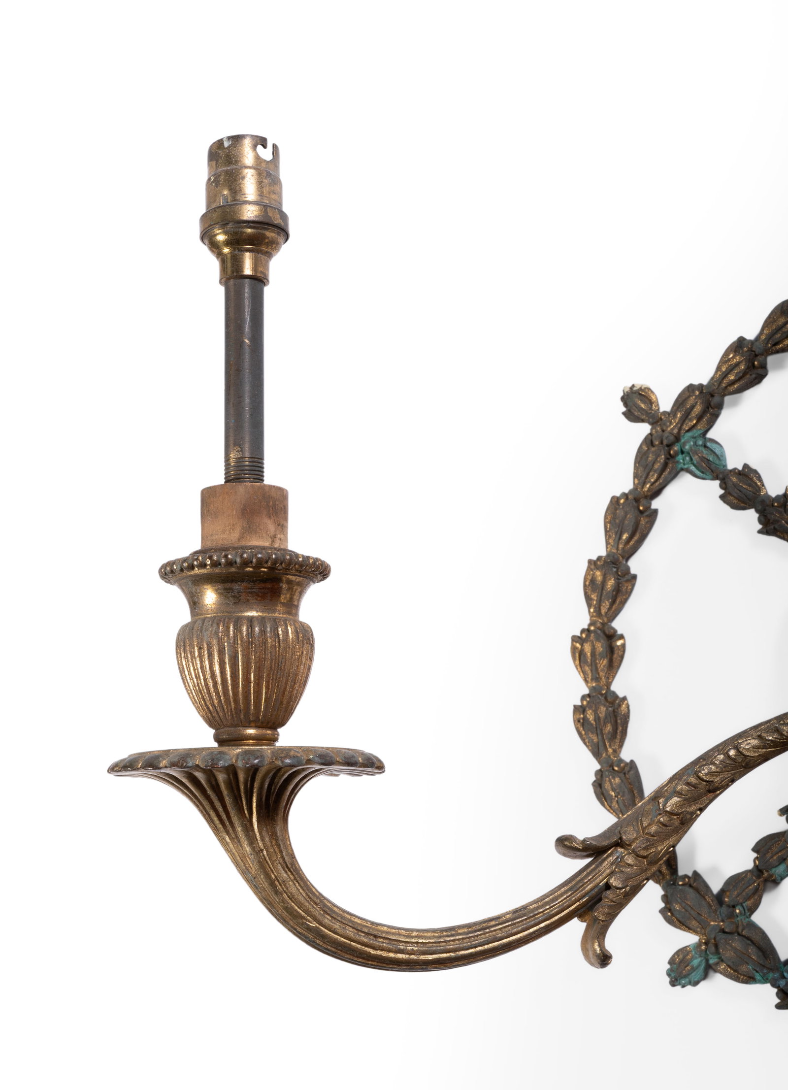 A SET OF FOUR REGENCY GILT BRONZE WALL LIGHTS, EARLY 19TH CENTURY - 3