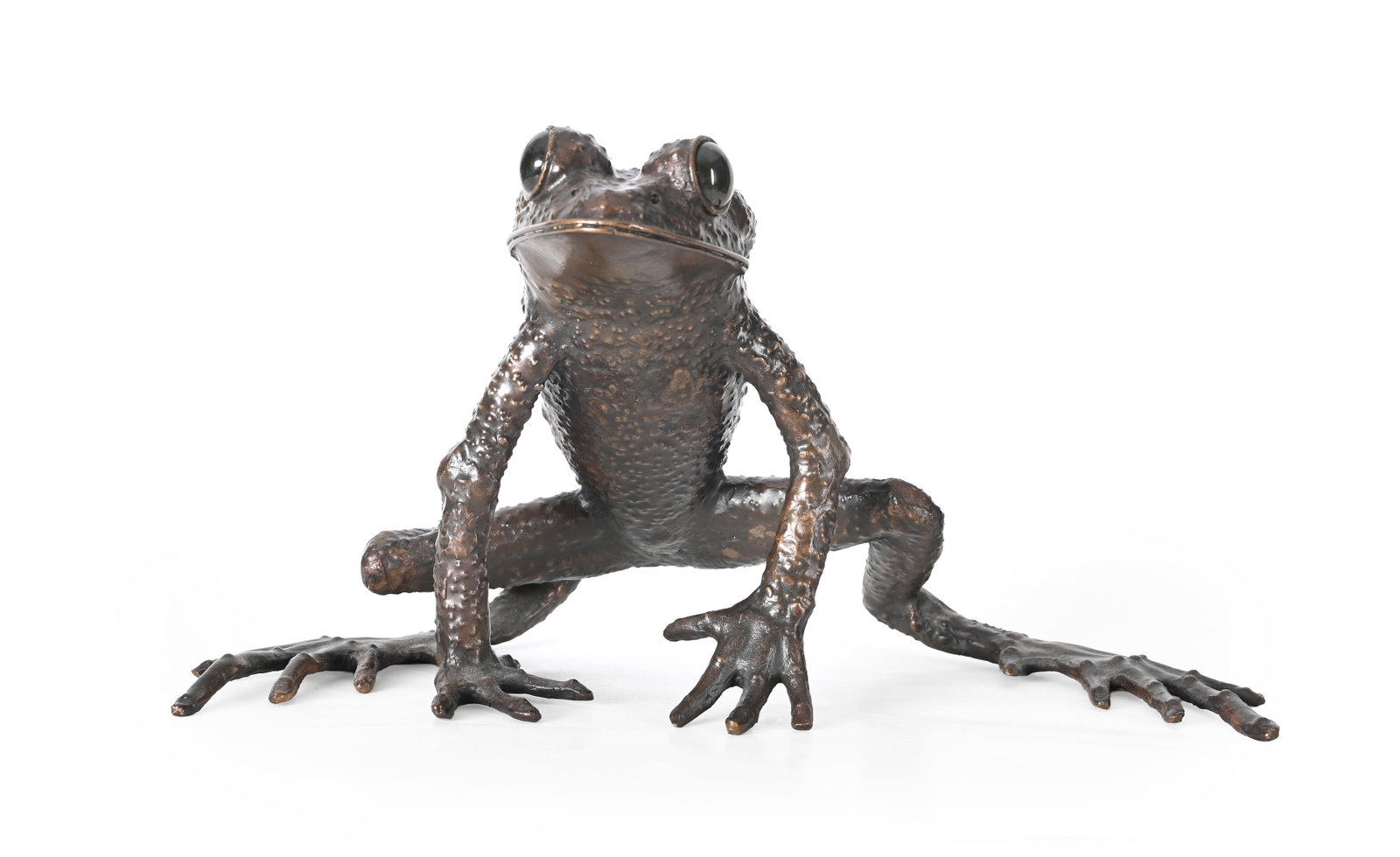 λ SUE WHITE-OAKES (BRITISH 20TH/21ST CENTURY), GOLDEN TOAD II: λ SUE WHITE-OAKES (BRITISH 20TH/21ST CENTURY) GOLDEN TOAD II Patinated bronze, bloodstone eyes Signed, dated 2009 and numbered 9/25 18cm (7in.) Condition Report Disclaimer
