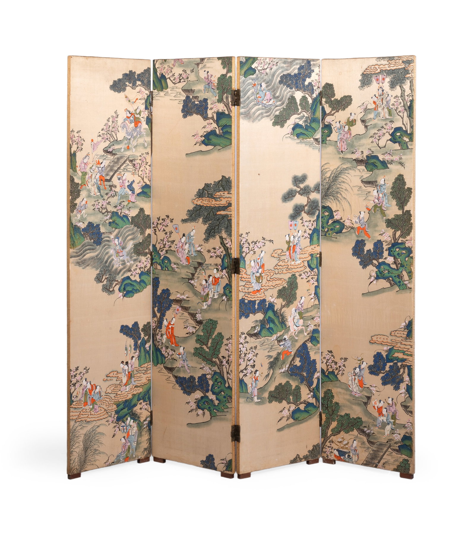 A CHINESE PAINTED 'BATTLE SCENE' SILK PANEL, 19TH CENTURY: A CHINESE PAINTED 'BATTLE SCENE' SILK PANEL 19TH CENTURY Framed in the Japanese style 160cm high, each panel 41cm wide Condition Report: PLEASE NOTE: ALL LOTS ARE LOCATED AT SACKVILLE WEST STORAGE IN