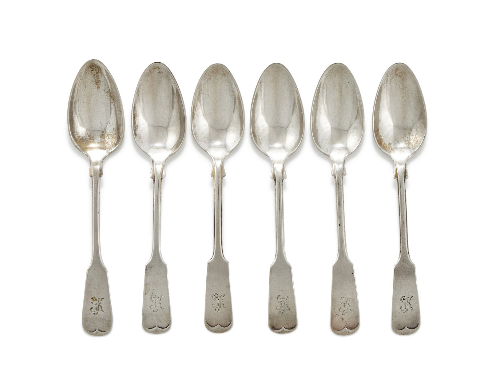 A SET OF SIX SILVER FIDDLE PATTERN SPOONS, POSSIBLY GERMAN, STAMPED 90, 228 (1 of 2)