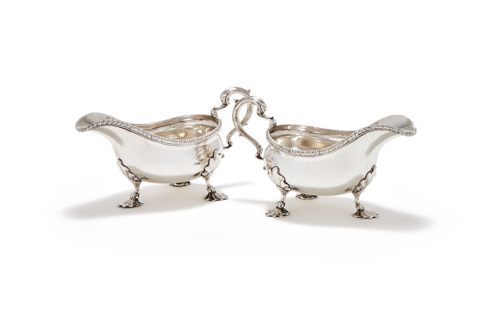 A PAIR OF GEORGE II SILVER OVAL SAUCE BOATS, WILLIAM GRUNDY, LONDON 1759 (1 of 2)