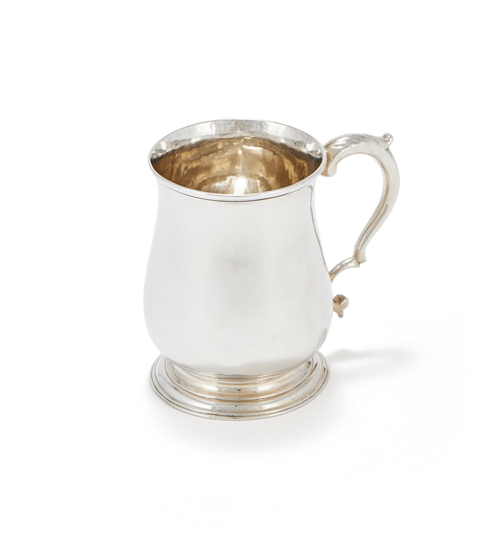 A GEORGE III SILVER BALUSTER HALF PINT MUG, JOHN KING, LONDON 1769 (1 of 2)