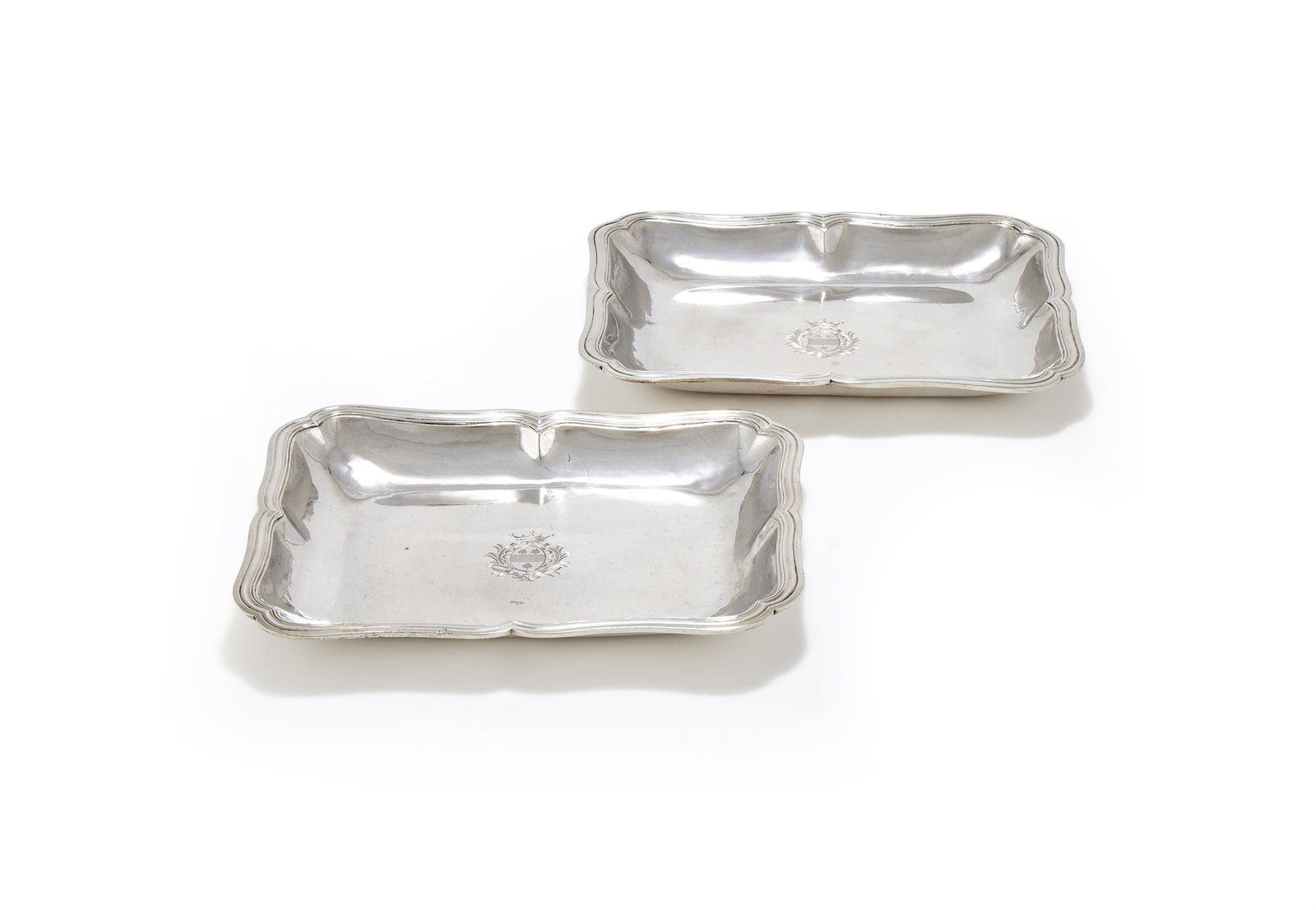 A PAIR OF FRENCH SILVER SHAPED OBLONG LEGUMIERES, PARIS CIRCA 1781: A PAIR OF FRENCH SILVER SHAPED OBLONG LEGUMIERESPARIS CIRCA 1781With moulded borders and engraved with an armorial27cm long1159g (37.25 oz)Provenance:From the Collection of Comte Frédéric Ch
