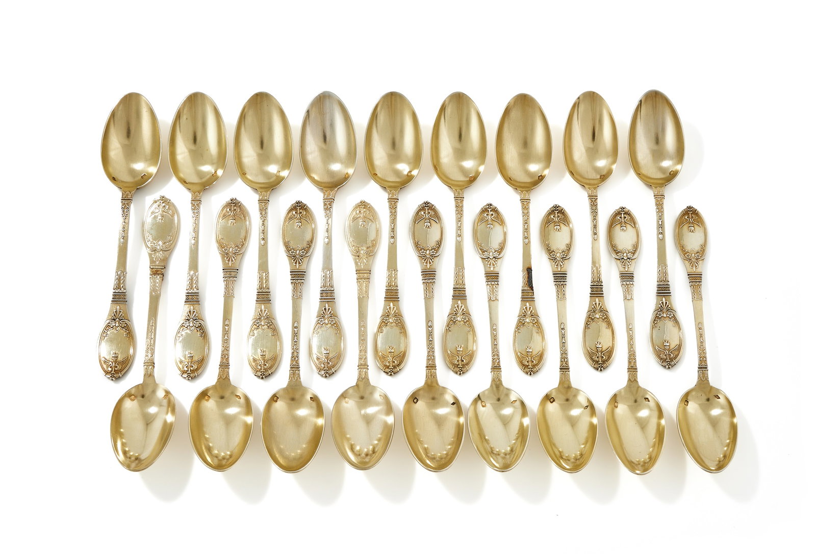A SET OF EIGHTEEN FRENCH SILVER GILT TEA SPOONS, LAPPARRA & GABRIEL, PARIS CIRCA 1910 (1 of 2)
