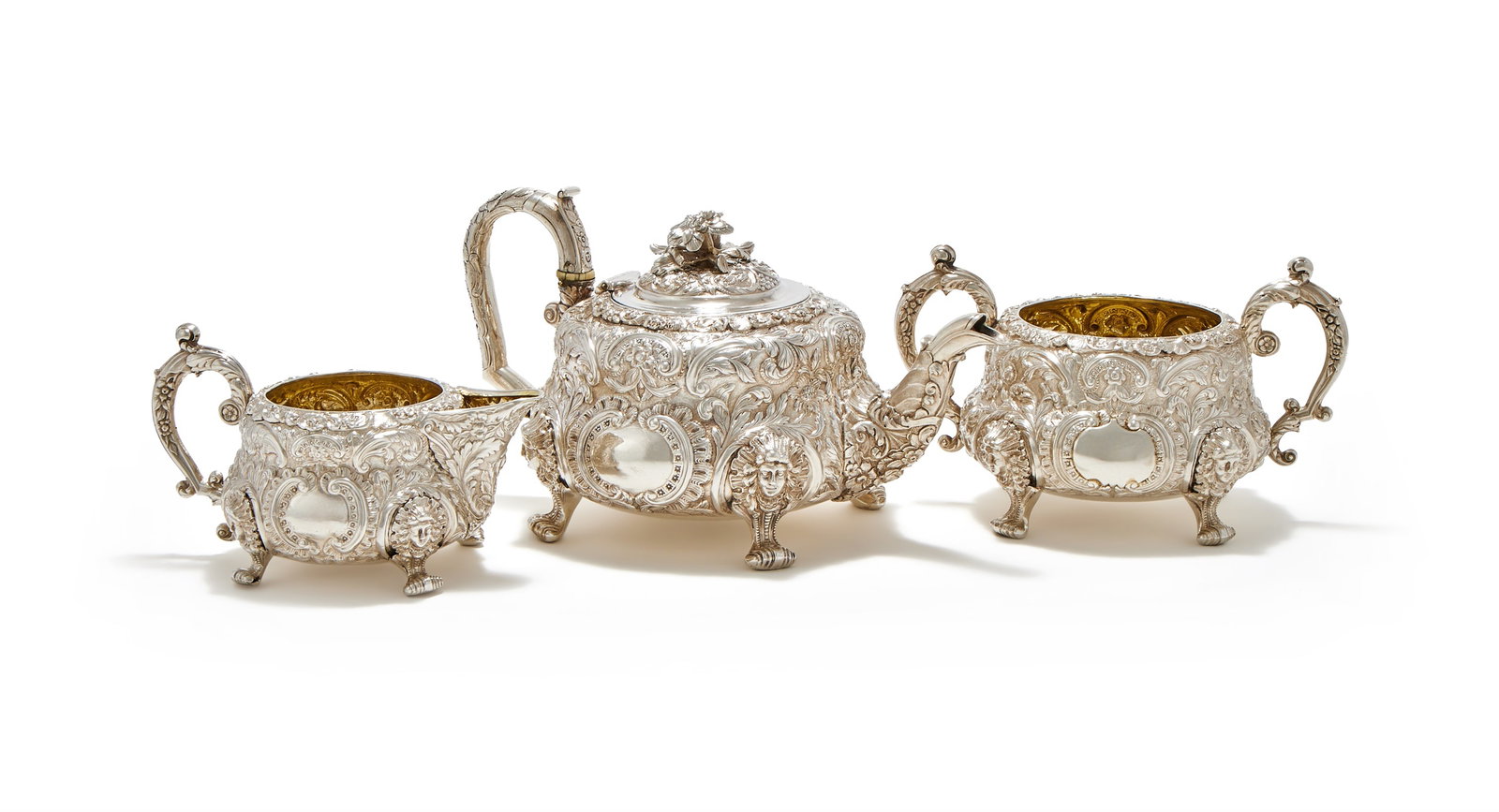 Y A GEORGE IV SILVER CIRCULAR BALUSTER THREE PIECE TEA SET, JOSEPH CRADDOCK & WILLIAM KER REID (1 of 2)