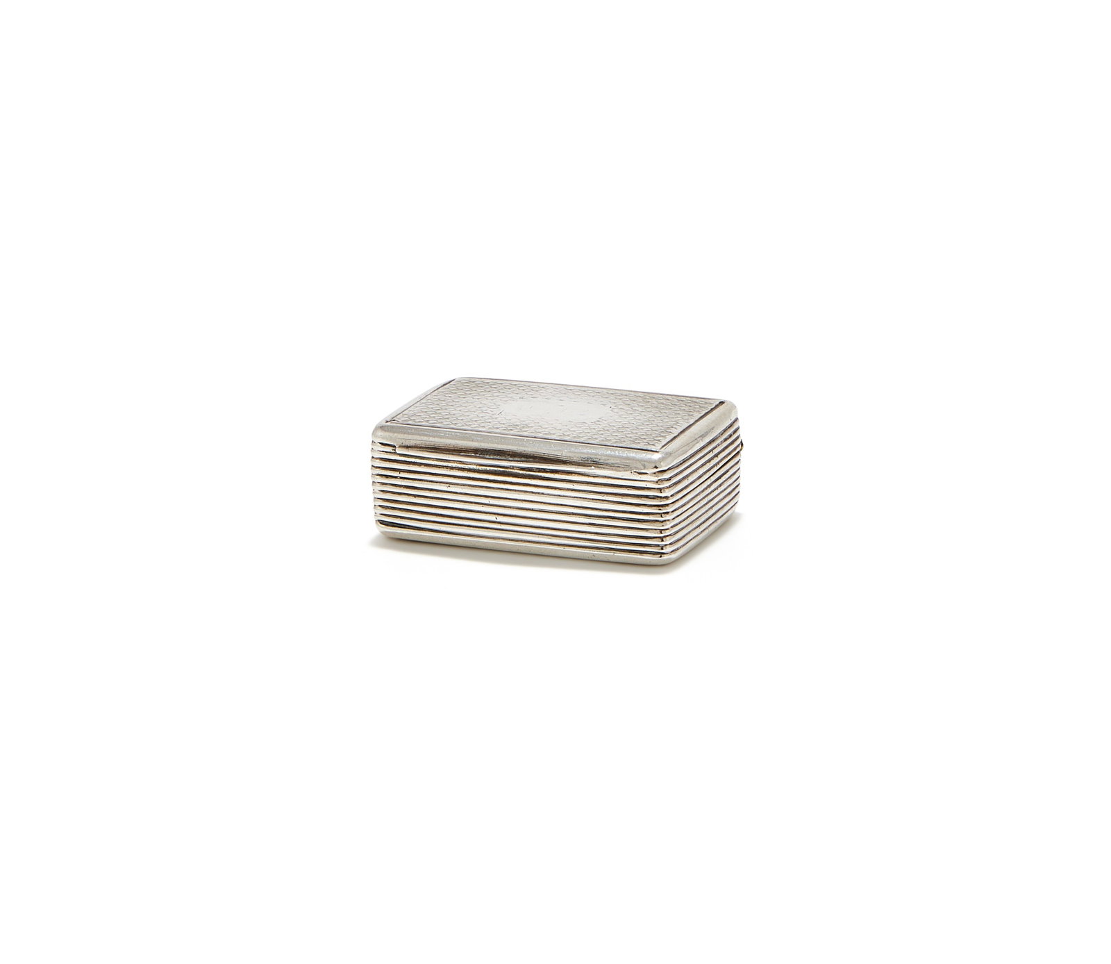 A GEORGE IV SILVER VINAIGRETTE: AGEORGE IV SILVER VINAIGRETTETHOMAS EDWARDS, LONDON 1824The cover with engine turned decoration and a rectangular vacant reserve, opening to a pierced and engraved floral grill3.5cm long16g (0.5 oz)Pr