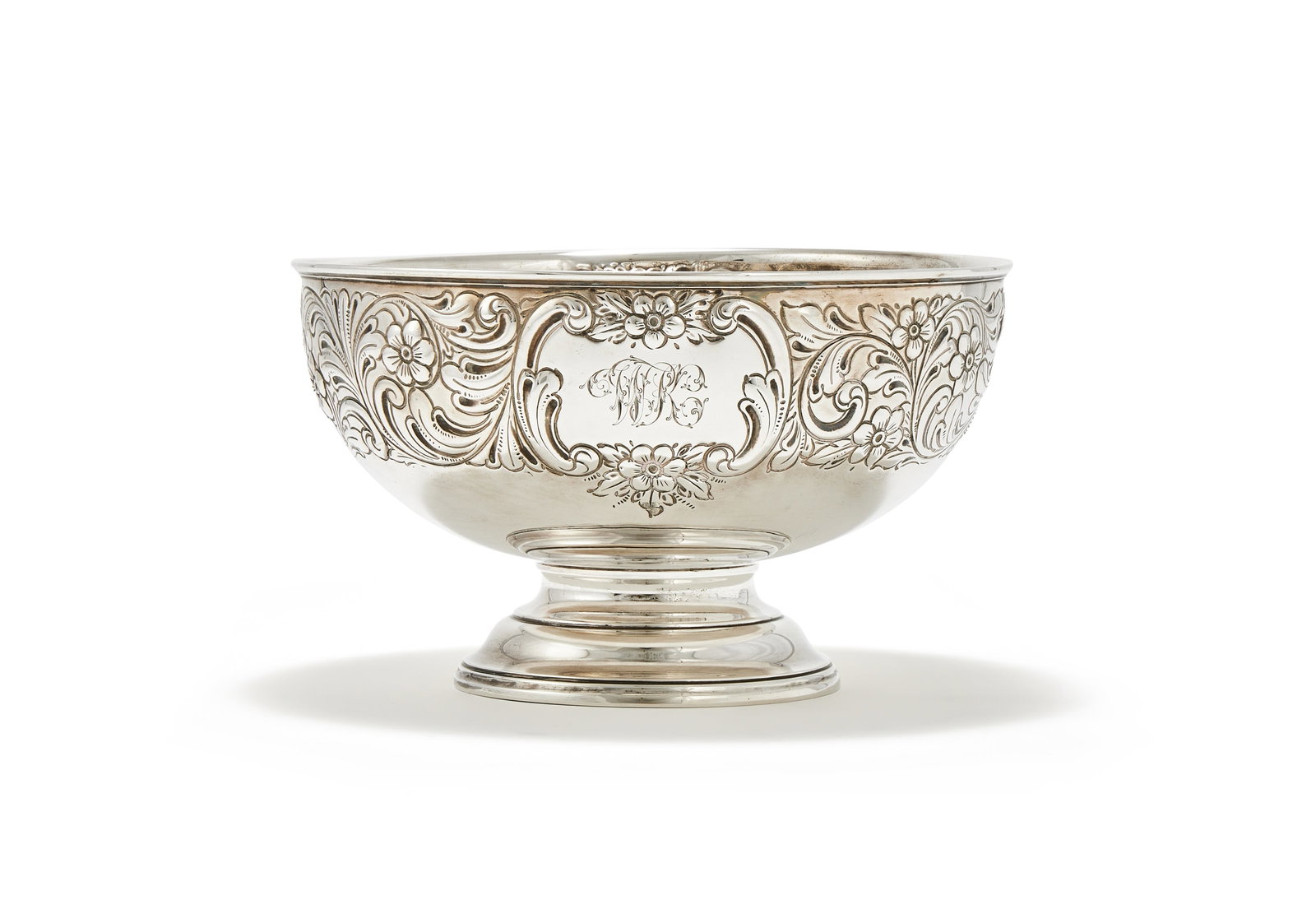 AN EDWARDIAN SCOTTISH SILVER ROSE BOWL, HAMILTON & INCHES, EDINBURGH 1902 (1 of 3)