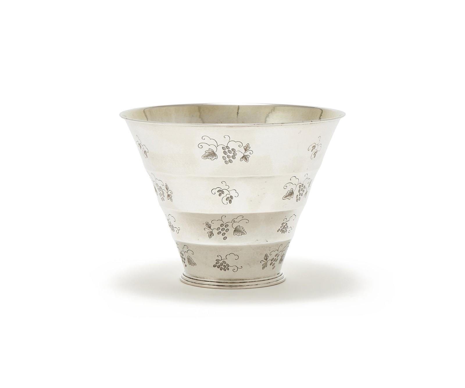 A SWEDISH ART DECO SILVER BOWL, C. G. HALLBERG, NO. 1207D, 1926 (1 of 2)