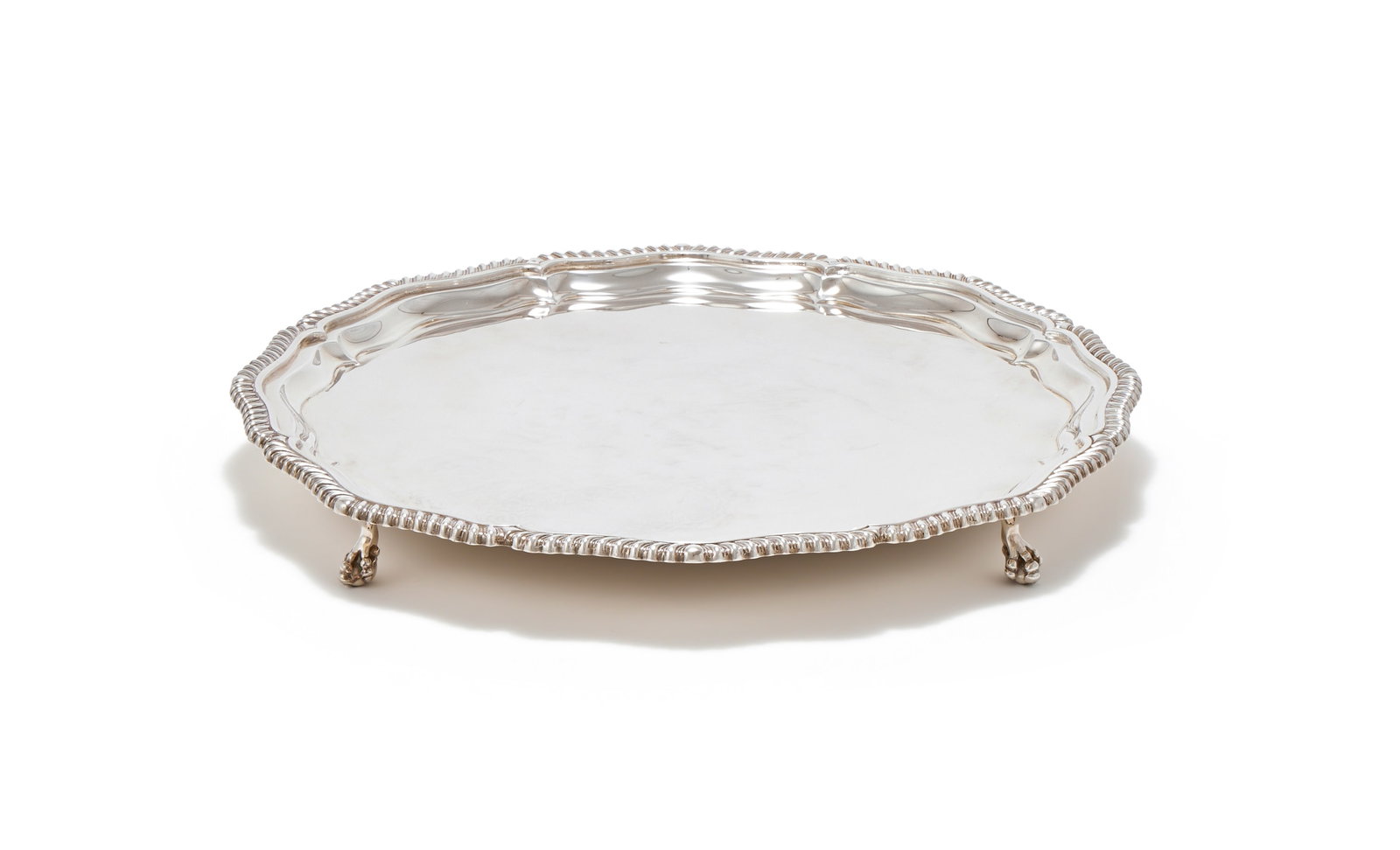 A SILVER SHAPED CIRCULAR SALVER, H. PIDDUCK & SONS, SHEFFIELD 1969 (1 of 2)