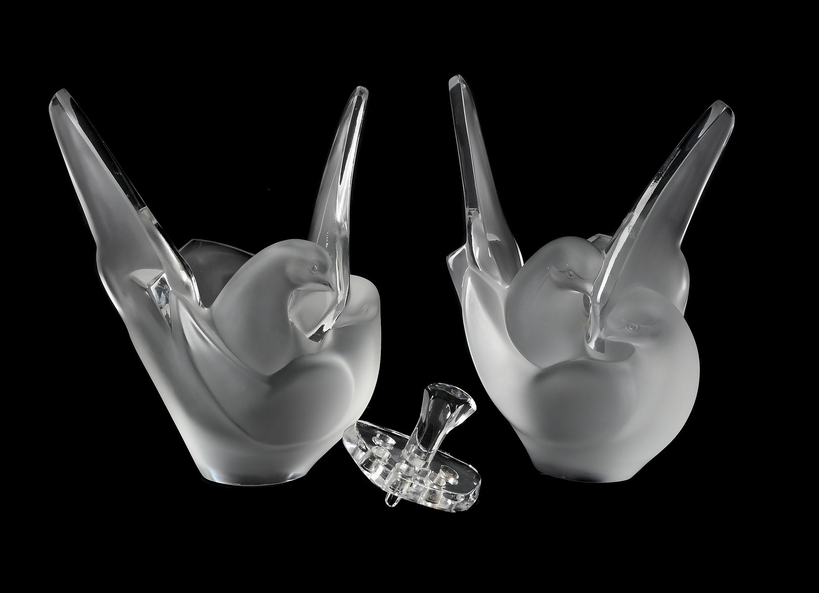 LALIQUE, PAIR OF 'SYLVIE' VASES, DESIGNED 1956, POST 1945 (1 of 4)